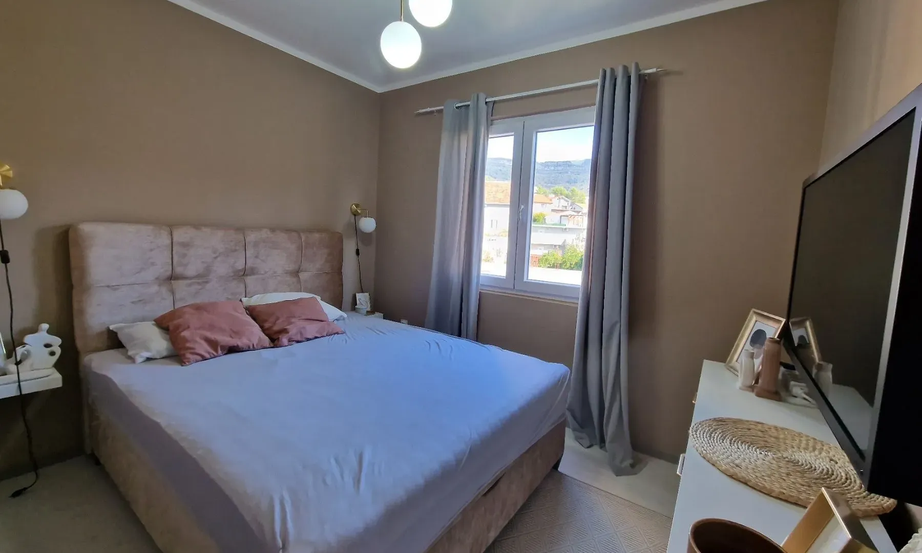 Rent, three bedroom apartment, 105m², Tivat, Crna Gora