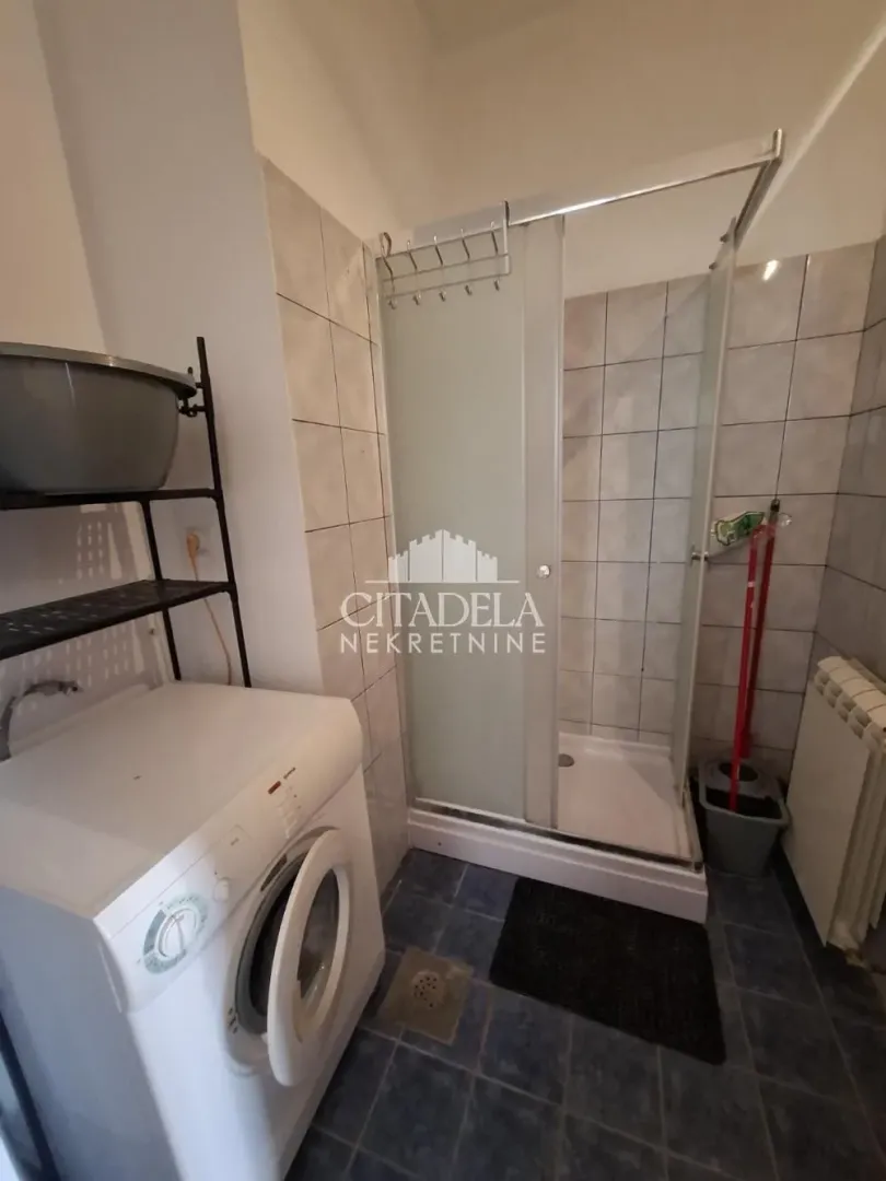 Rent, three bedroom apartment, 51m², Banjica, Voždovac Sve Podlokacije