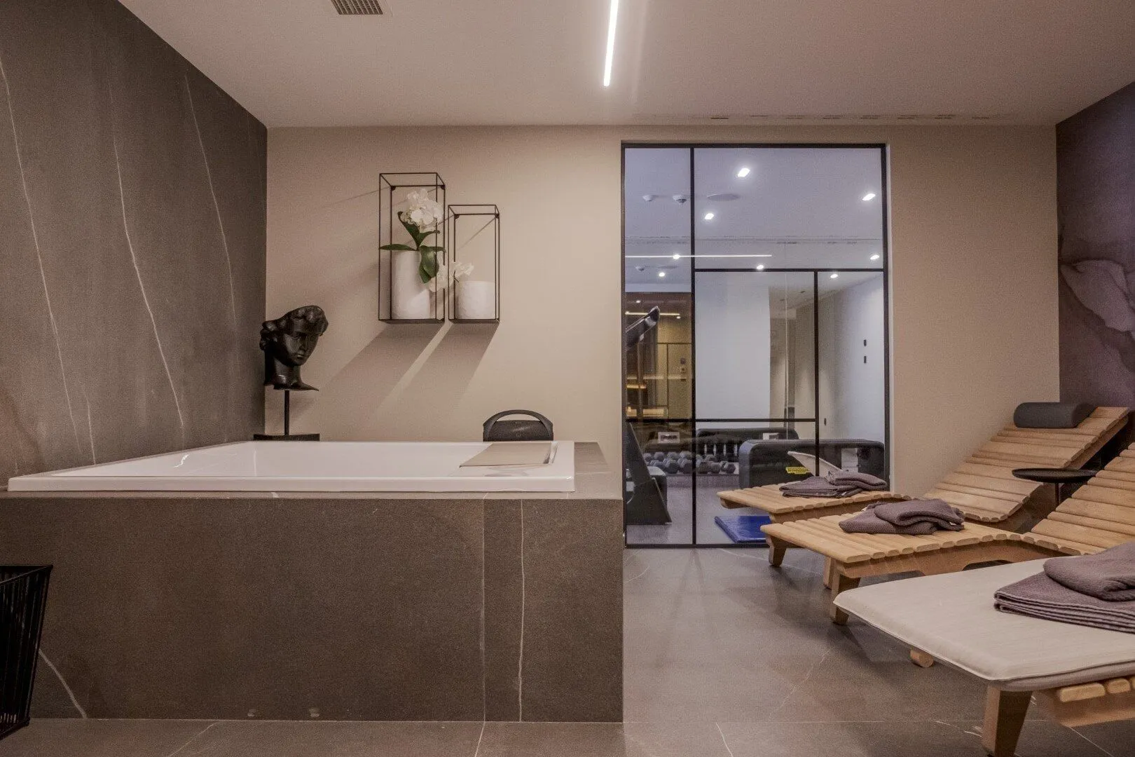 Sale, house, 498m², Zabjelo, Podgorica