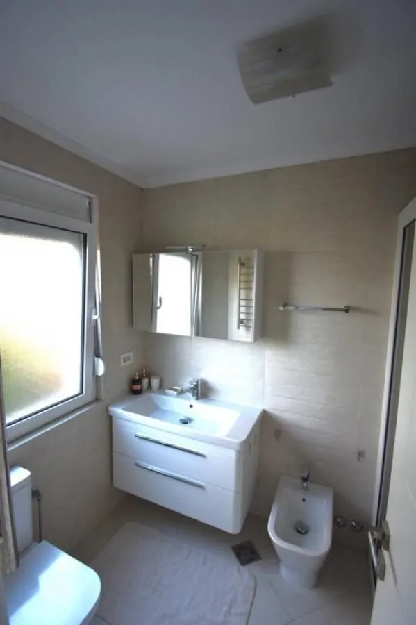 Rent, two bedroom apartment, 80m², Centar, Tivat