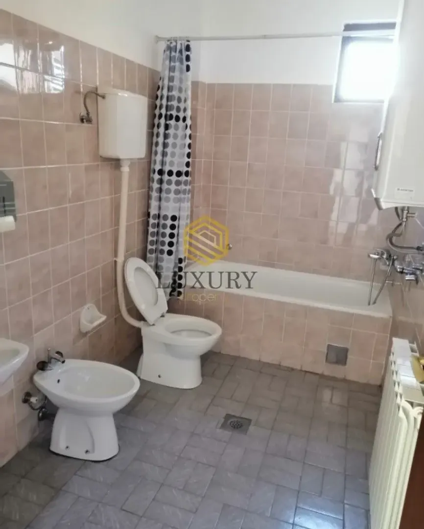 Rent, house, 300m², City Kvart, Podgorica
