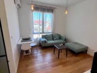 Izdavanje, dvosoban stan, 60m², City Kvart, Podgorica - image 1