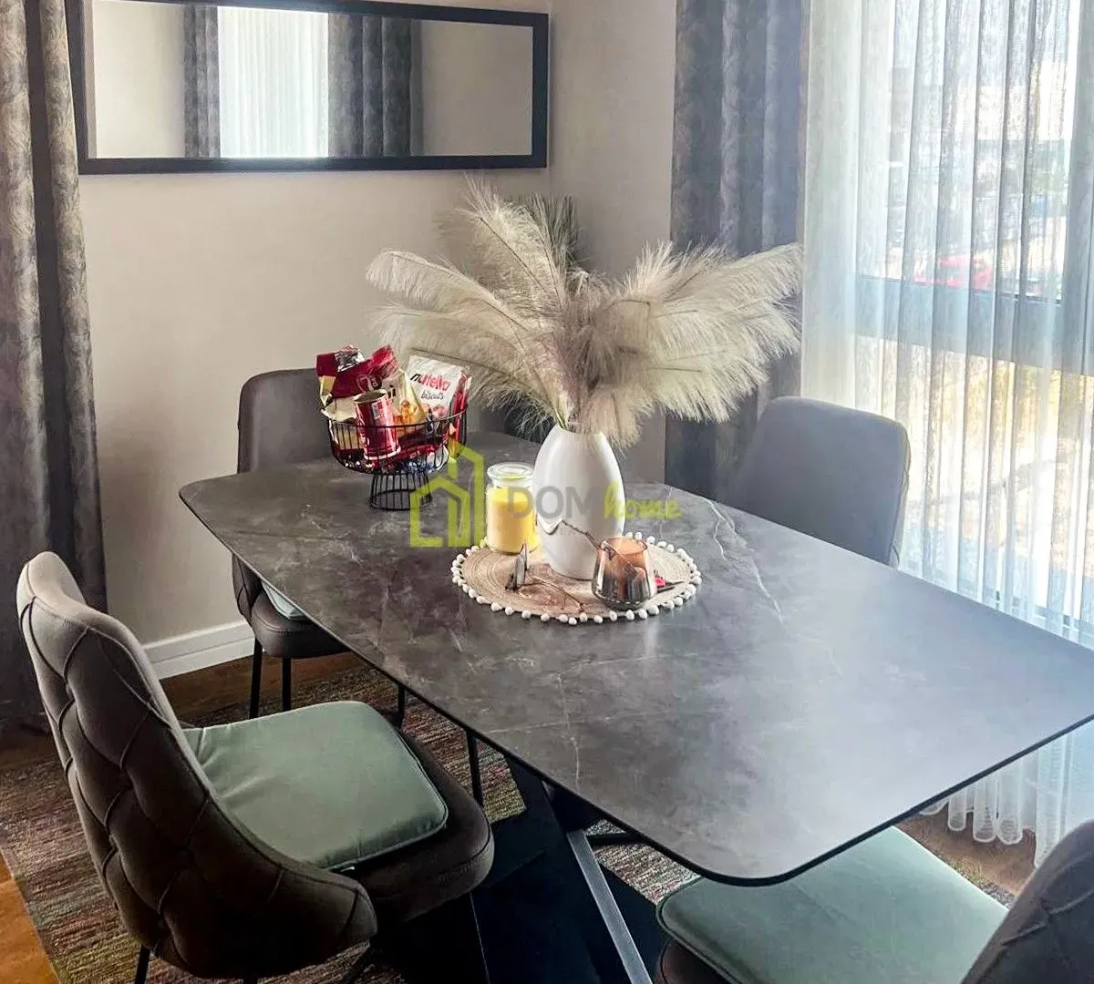 Prodaja, jednosoban stan, 70m², Tivat, Crna Gora