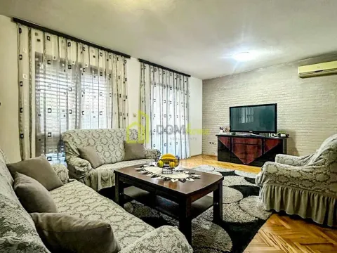 Rent, house, 160m², Gornja Gorica, Podgorica - image 1