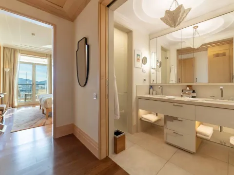 Sale, two bedroom apartment, 140m², Porto Montenegro, Tivat - image 9