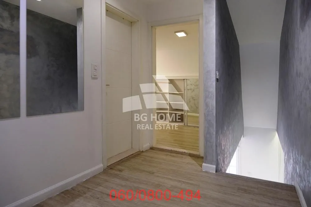 Sale, apartment, 118m², Đeram Pijaca, Beograd