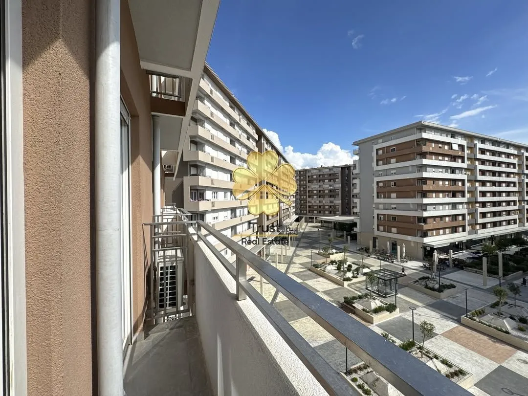 Izdavanje, jednosoban stan, 43m², Central Point, Podgorica