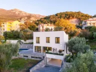 Sale, house, 380m², Budva, Crna Gora - image 2