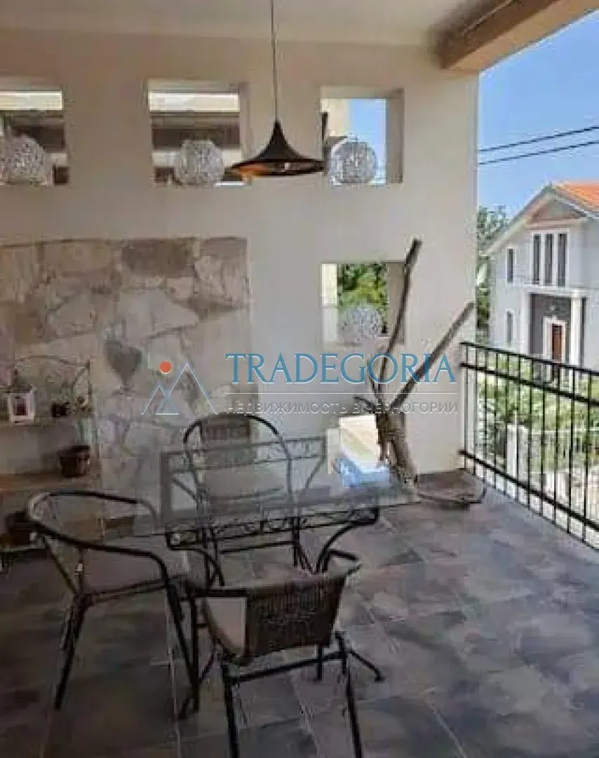 Prodaja, kuća, 300m², Kruče, Ulcinj