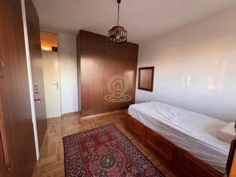 Izdavanje, trosoban stan, 78m², Kalenić Pijaca, Vračar Sve Podlokacije - image 11