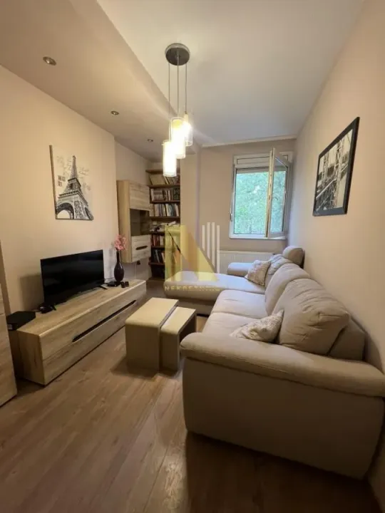 Rent, one bedroom apartment, 42m², Grbavica, Novi Sad Sve Podlokacije