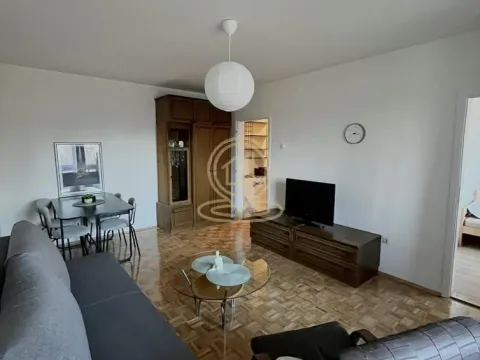 Izdavanje, jednosoban stan, 44m², Kragujevac, Srbija - image 2