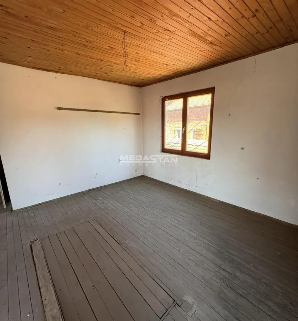 Prodaja, kuća, 414m², Mali Mokri Lug, Zvezdara Sve Podlokacije
