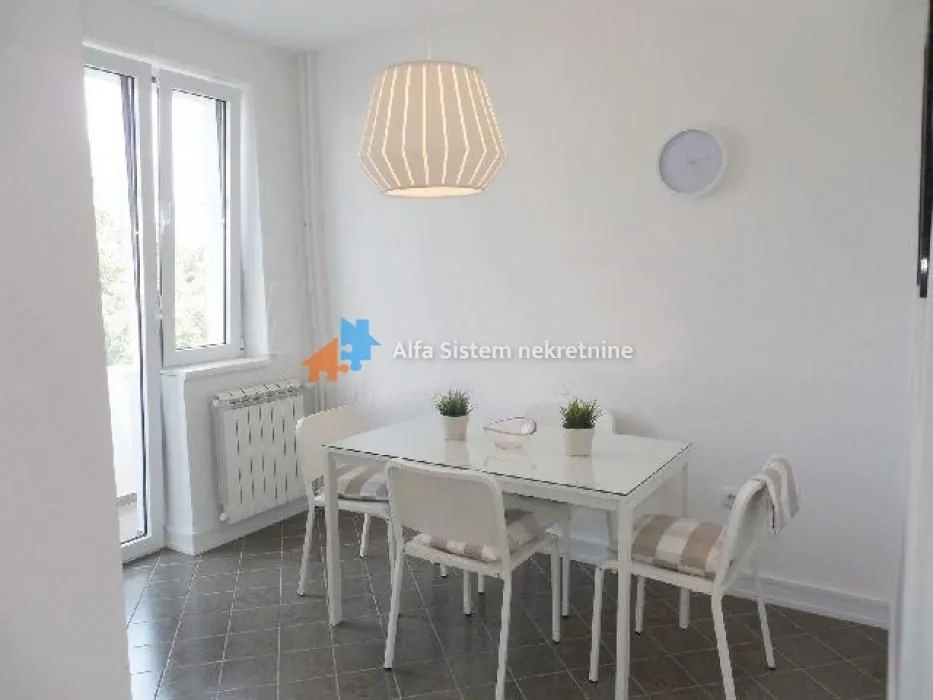 Rent, two bedroom apartment, 56m², Vračar Sve Podlokacije, Beograd