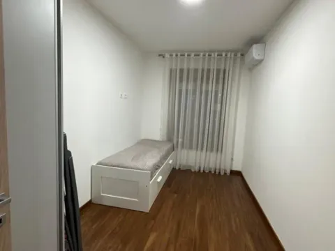 Izdavanje, dvosoban stan, 70m², Master Kvart, Podgorica - image 8