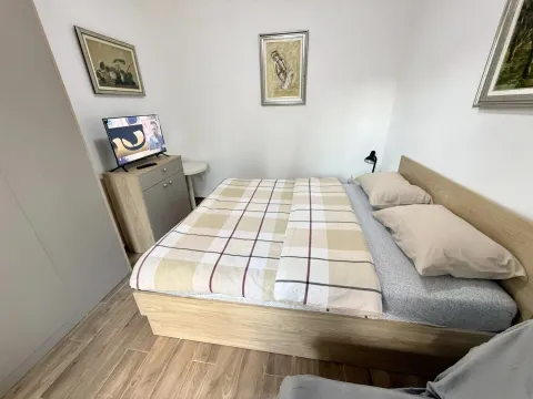 Rent, studio apartment, 40m², Centar, Budva - image 2