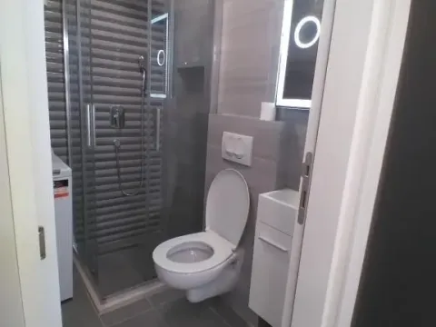 Izdavanje, jednosoban stan, 42m², Stara Varoš, Podgorica - image 4