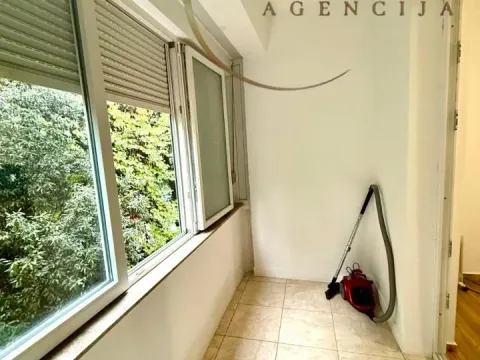 Rent, two bedroom apartment, 68m², Centar, Podgorica - image 10
