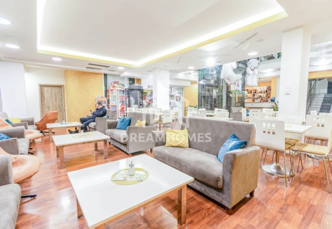 Izdavanje, ugostiteljski objekat, 400m², Centar, Podgorica