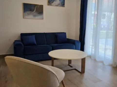 Rent, studio apartment, 25m², Momišići, Podgorica