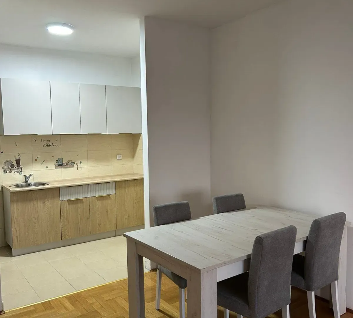 Izdavanje, jednosoban stan, 52m², Zabjelo, Podgorica
