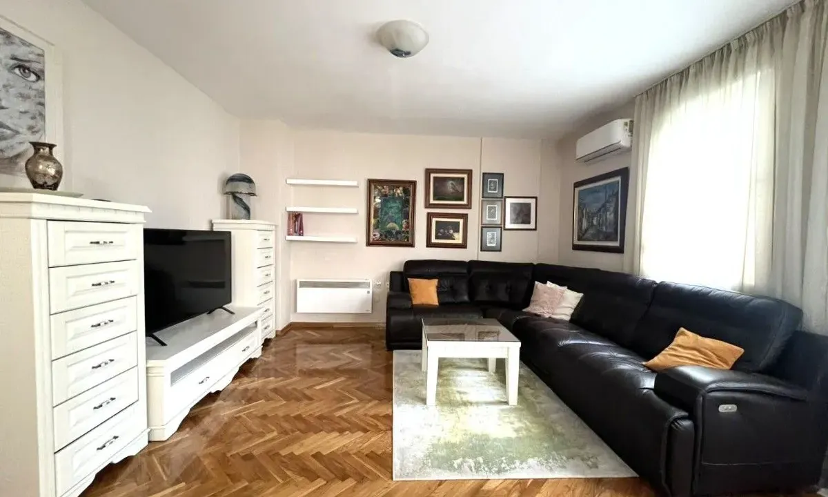 Rent, three bedroom apartment, 90m², Blok 6, Podgorica