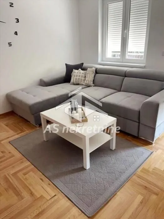 Rent, three bedroom apartment, 64m², Voždovac Sve Podlokacije, Beograd