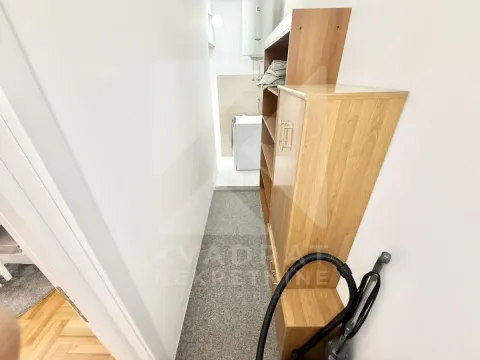 Rent, one bedroom apartment, 60m², Momišići, Podgorica - image 10