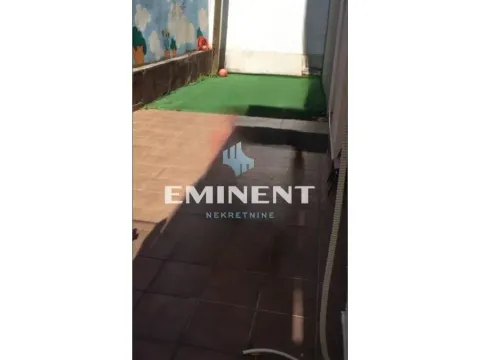 Izdavanje, stan, 55m², Lipov Lad, Zvezdara Sve Podlokacije - image 14