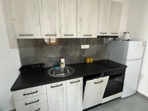 Izdavanje, stan, 38m², Šušanj, Bar - image 5