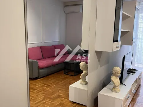 Izdavanje, dvosoban stan, 48m², Sajam, Novi Sad Sve Podlokacije - image 3