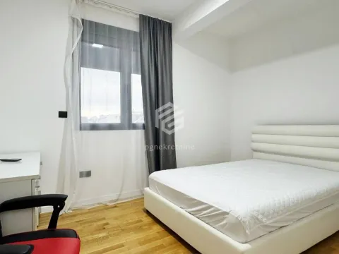 Rent, two bedroom apartment, 100m², Dalmatinska ulica, Podgorica - image 9