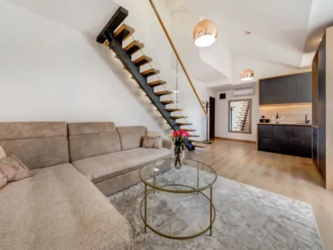 Izdavanje, jednosoban stan, 45m², Zabjelo, Podgorica