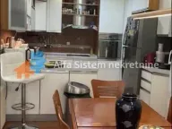 Izdavanje, kuća, 160m², Savski Venac, Beograd - image 7