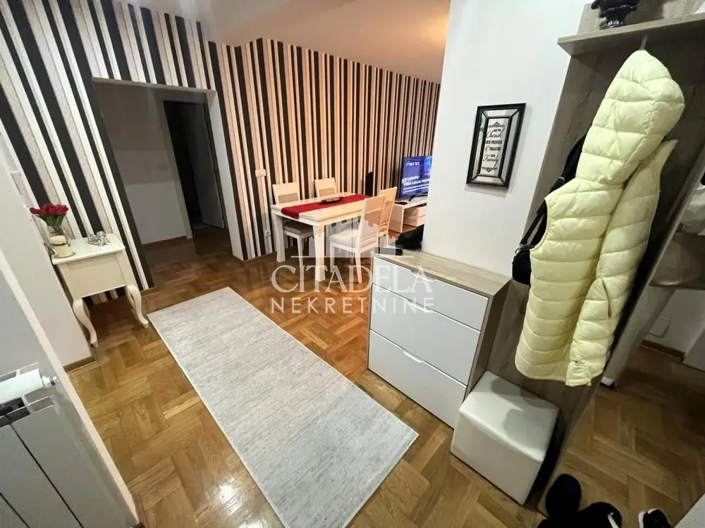 Sale, two bedroom apartment, 64m², Kluz, Zvezdara Sve Podlokacije