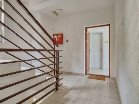 Izdavanje, jednosoban stan, 44m², Petrovac, Budva - image 17