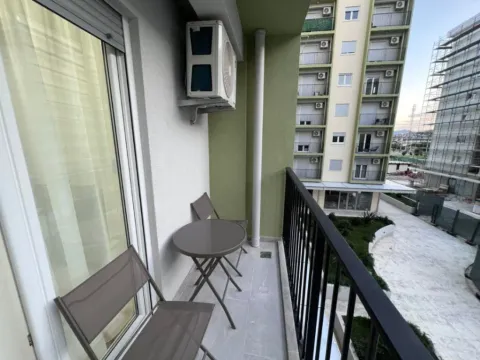 Izdavanje, jednosoban stan, 45m², Pobrežje, Podgorica - image 11