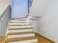 Izdavanje, stan, 188m², Kalenić Pijaca, Vračar Sve Podlokacije - image 36