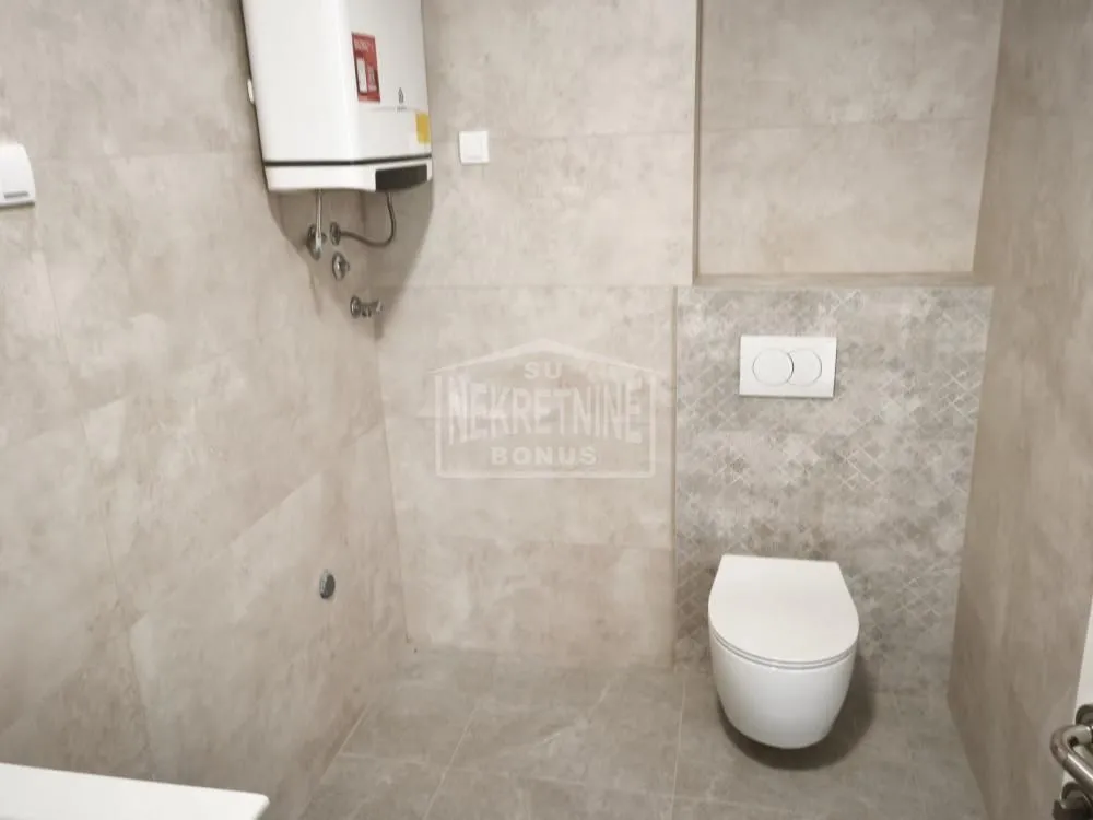 Rent, office space, 81m², Centar, Subotica