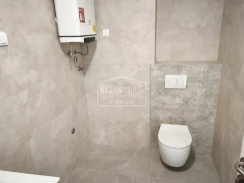 Rent, office space, 81m², Centar, Subotica - image 7
