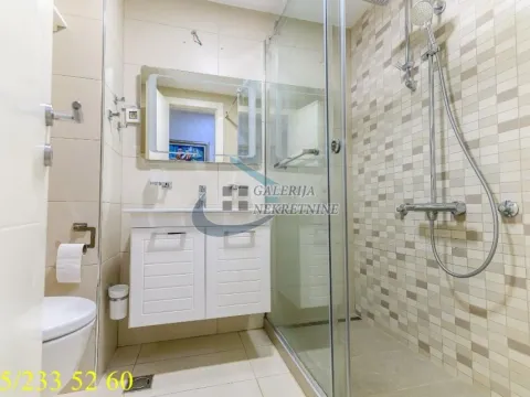 Prodaja, četvorosoban stan, 97m², Vračar Hram, Vračar Sve Podlokacije - image 16