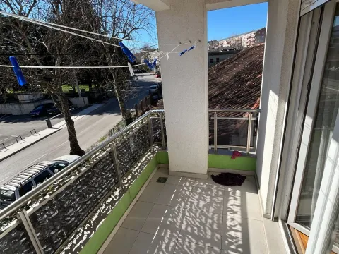 Prodaja, jednosoban stan, 46m², Stari Aerodrom, Podgorica - image 11