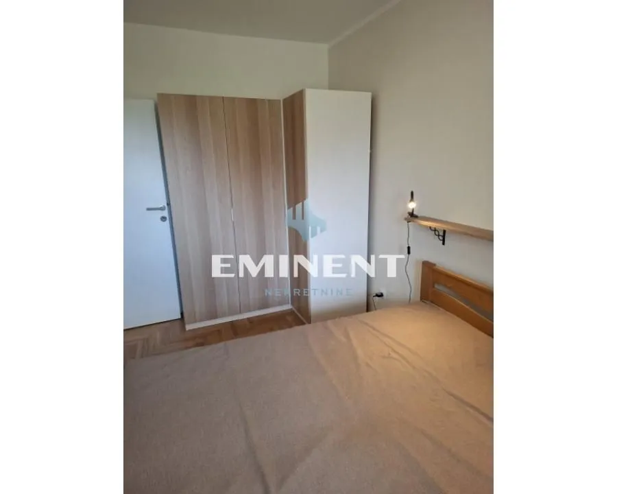 Rent, two bedroom apartment, 42m², Novi Beograd Blok 72, Novi Beograd Sve Podlokacije