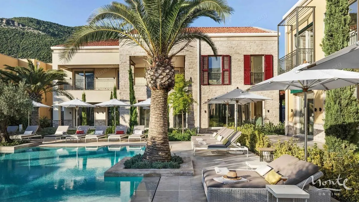 Sale, house, 287m², Kumbor, Herceg Novi