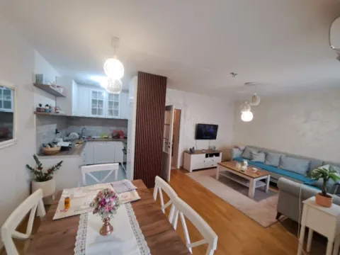Rent, one bedroom apartment, 70m², Gintaš, Podgorica - image 2