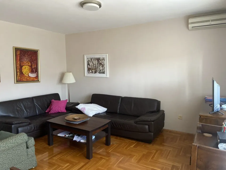 Rent, three bedroom apartment, 80m², Stari Aerodrom, Podgorica