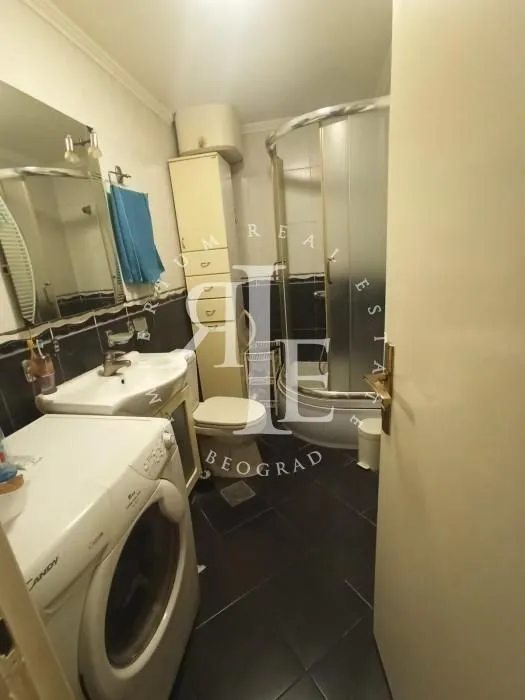 Sale, house, 70m², Vračar Sve Podlokacije, Beograd