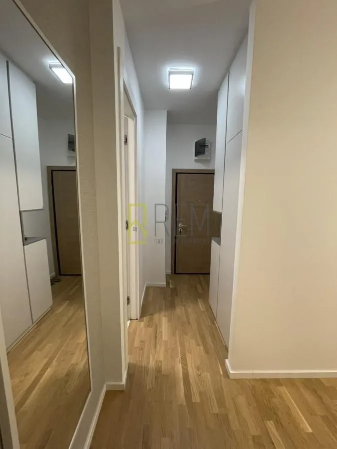 Rent, one bedroom apartment, 40m², Blok 9, Podgorica
