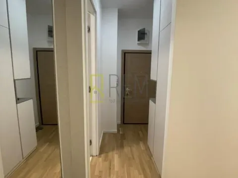 Izdavanje, jednosoban stan, 40m², Blok 9, Podgorica - image 11