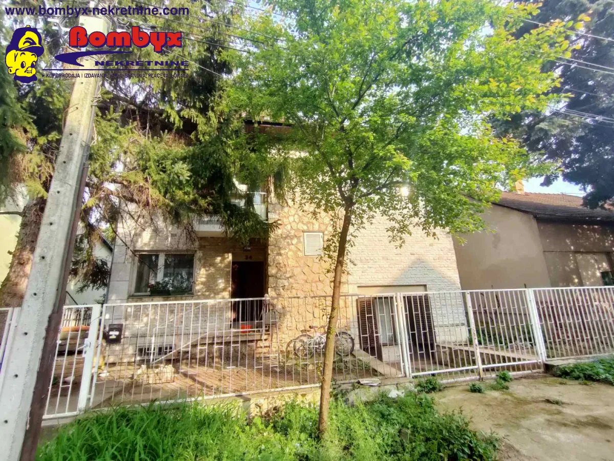 Prodaja, kuća, 241m², Sremska Kamenica, Petrovaradin